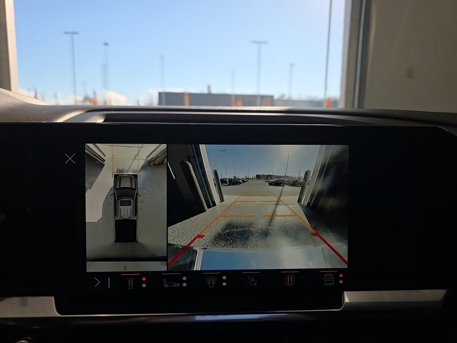 Used 2024 GMC Sierra 1500 SLT w/ SLT Premium Package image 51