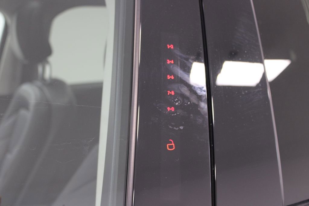 New 2026 Lincoln Nautilus Reserve w/ Jet Appearance Package image 18