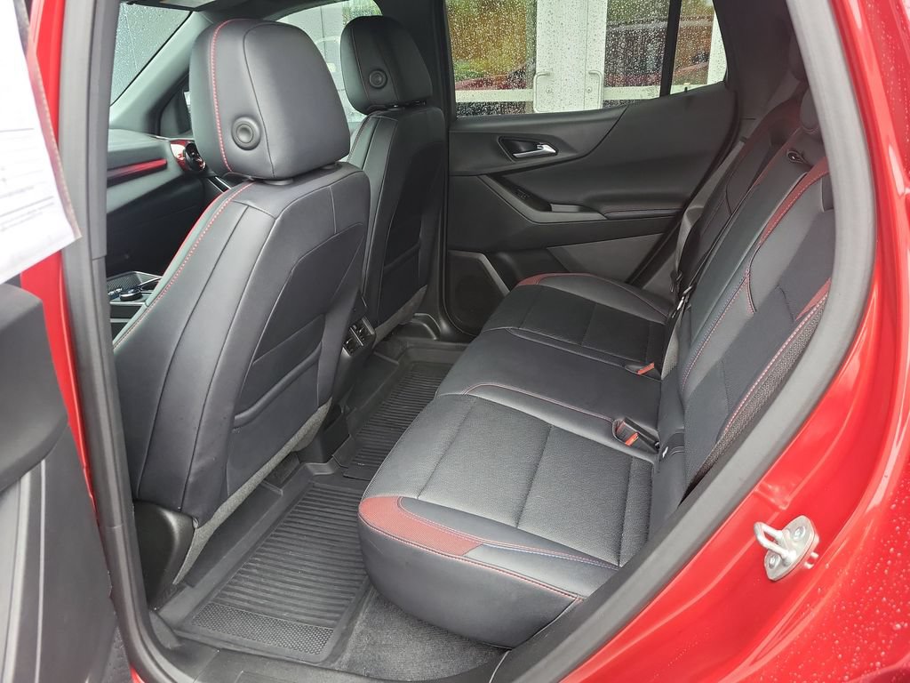 Certified 2025 Chevrolet Equinox RS AWD/4WD image 17