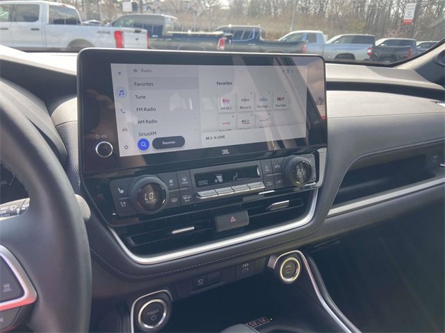 Used 2025 Toyota Grand Highlander AWD Hybrid image 25