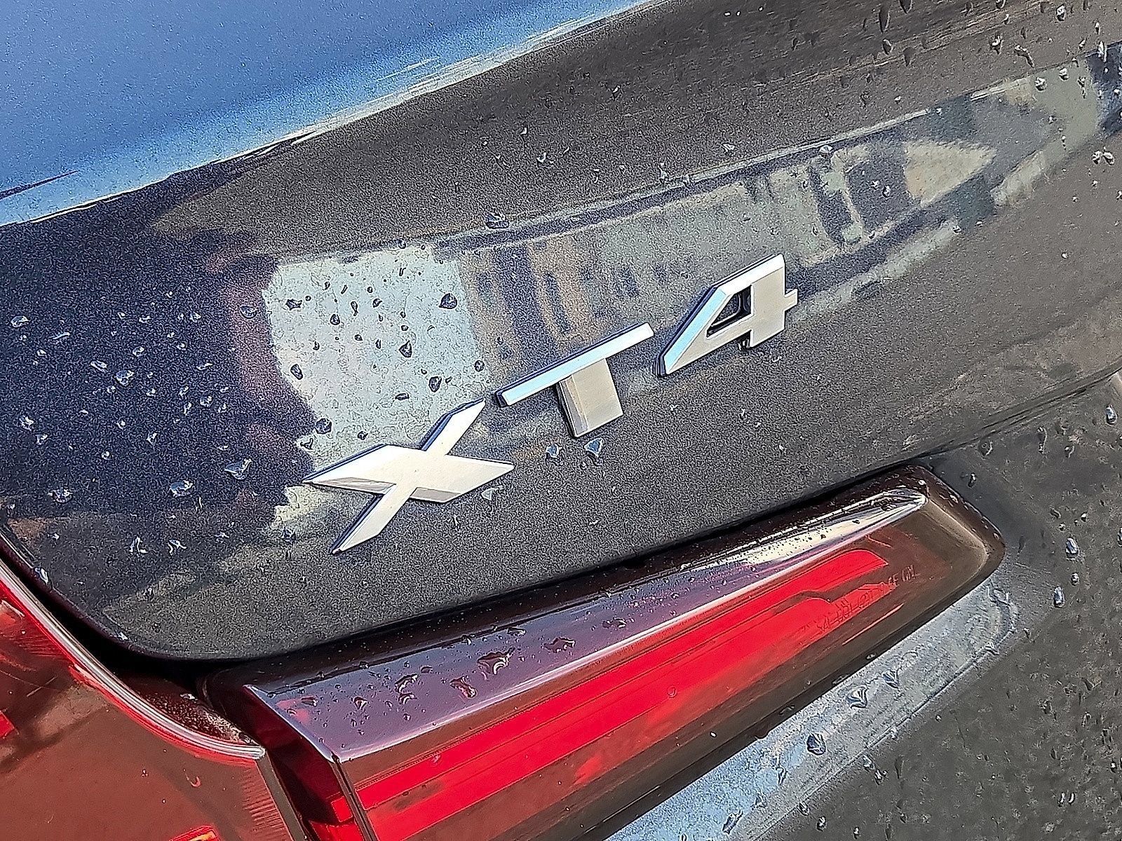 Used 2023 Cadillac XT4 Premium Luxury AWD/4WD image 11