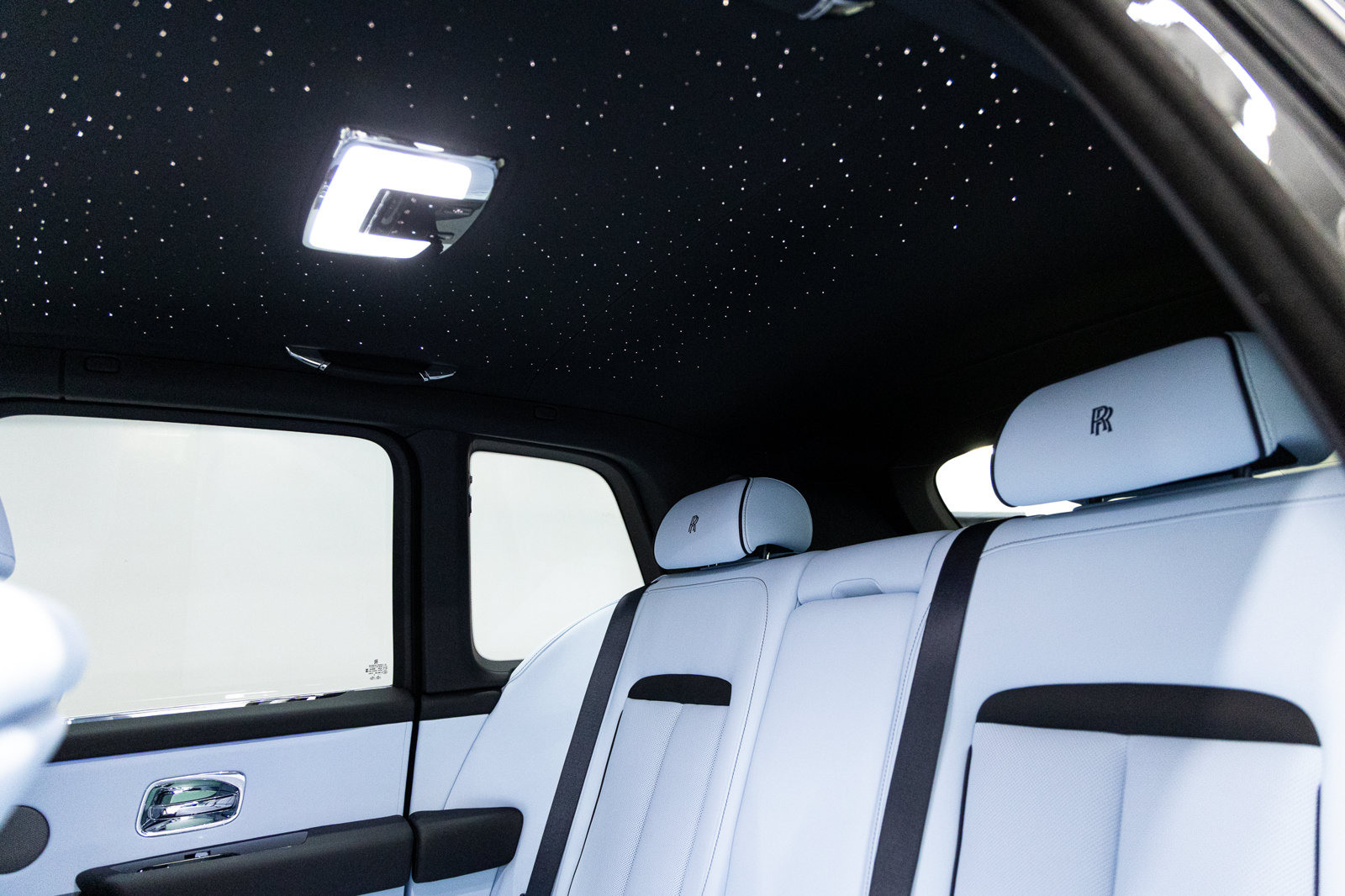 New 2027 Rolls-Royce Cullinan AWD/4WD image 58
