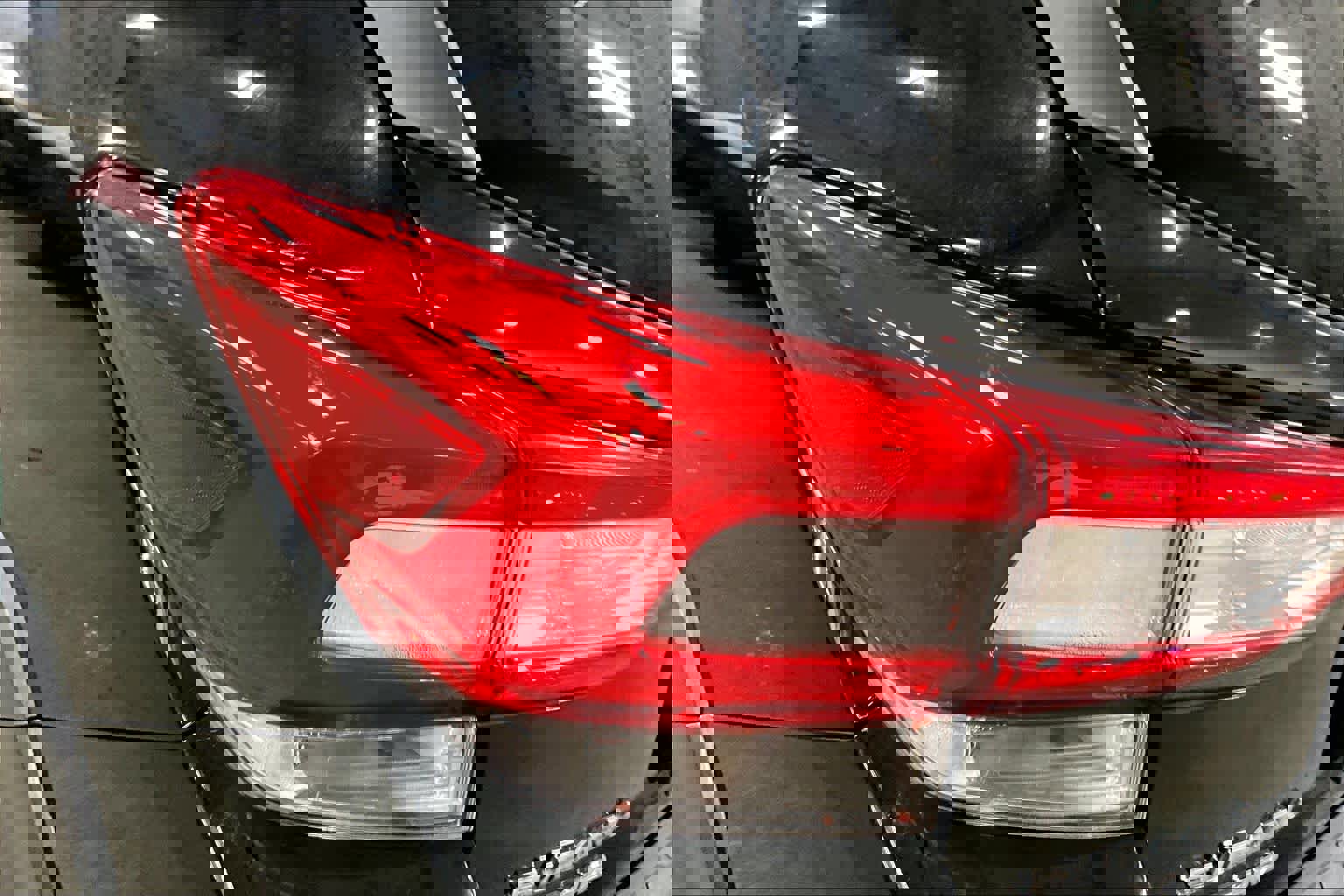 Used 2019 Subaru Crosstrek 2.0i Limited w/ Moonroof Package w/Navigation image 29