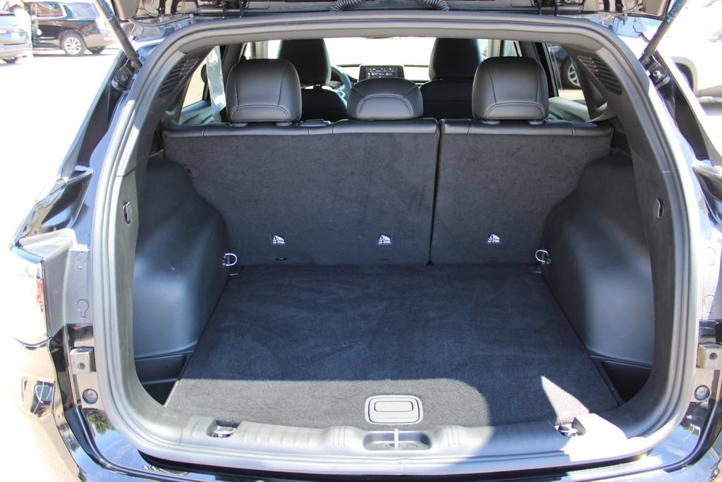Used 2025 Jeep Compass Latitude AWD/4WD image 29