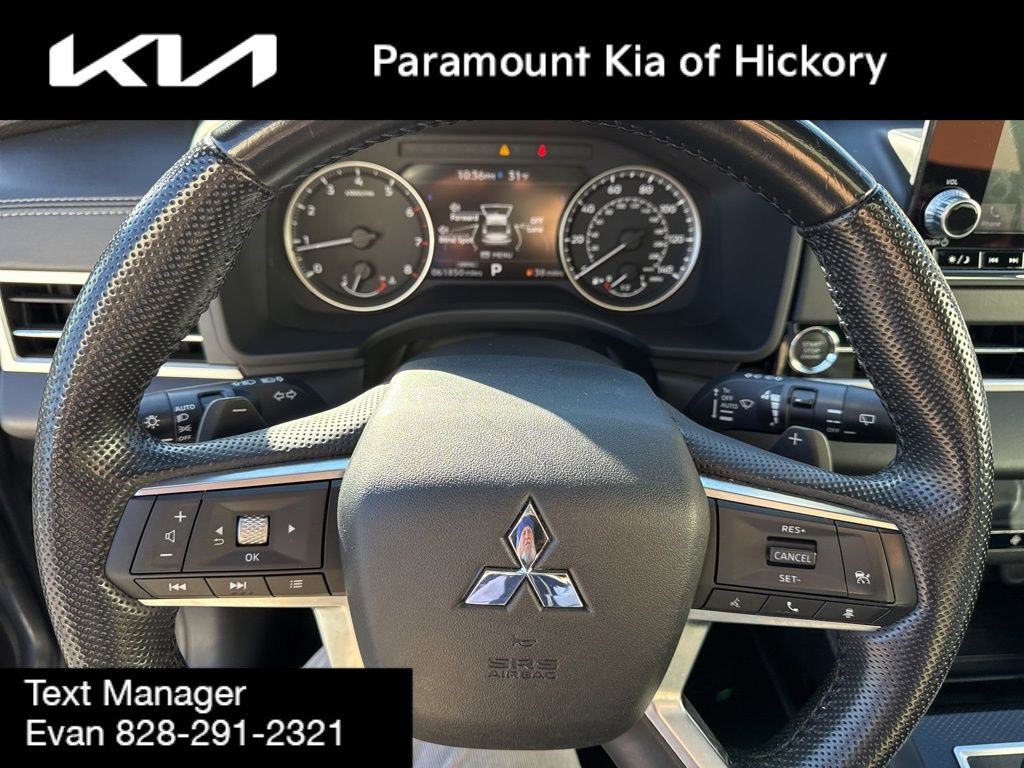 Used 2022 Mitsubishi Outlander SEL Black Edition FWD image 33