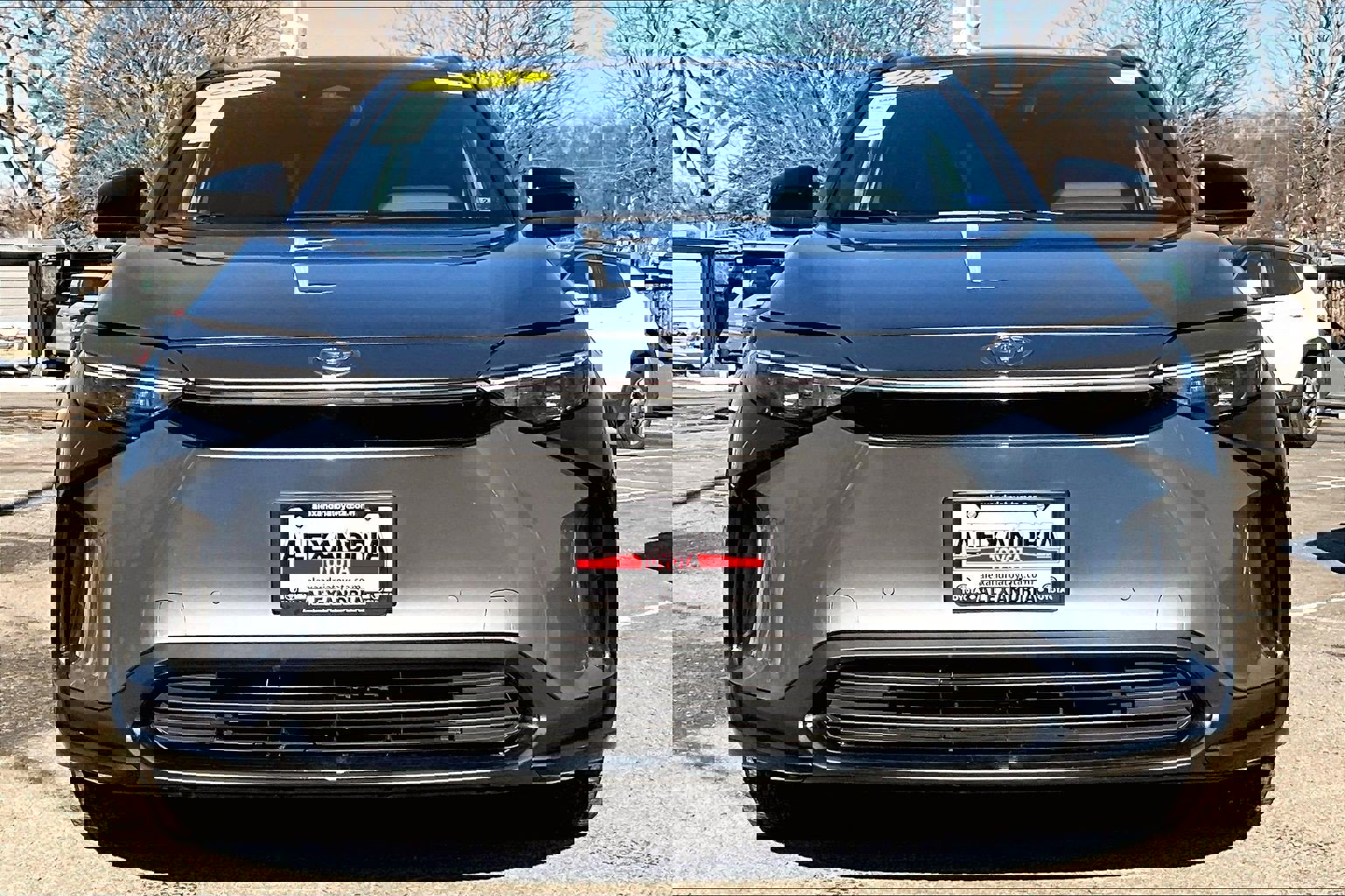 Used 2025 Toyota bZ4X AWD w/ Weather Package image 3