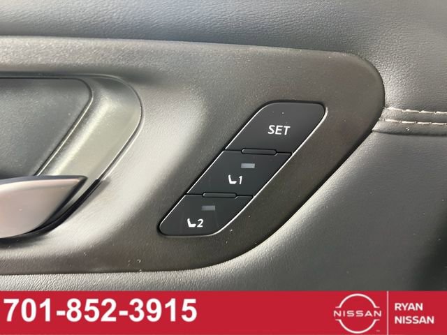 New 2025 Nissan Pathfinder Platinum image 27