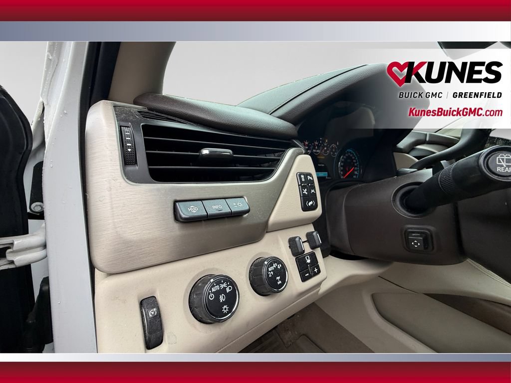Used 2020 GMC Yukon Denali w/ Open Road Package AWD/4WD image 18