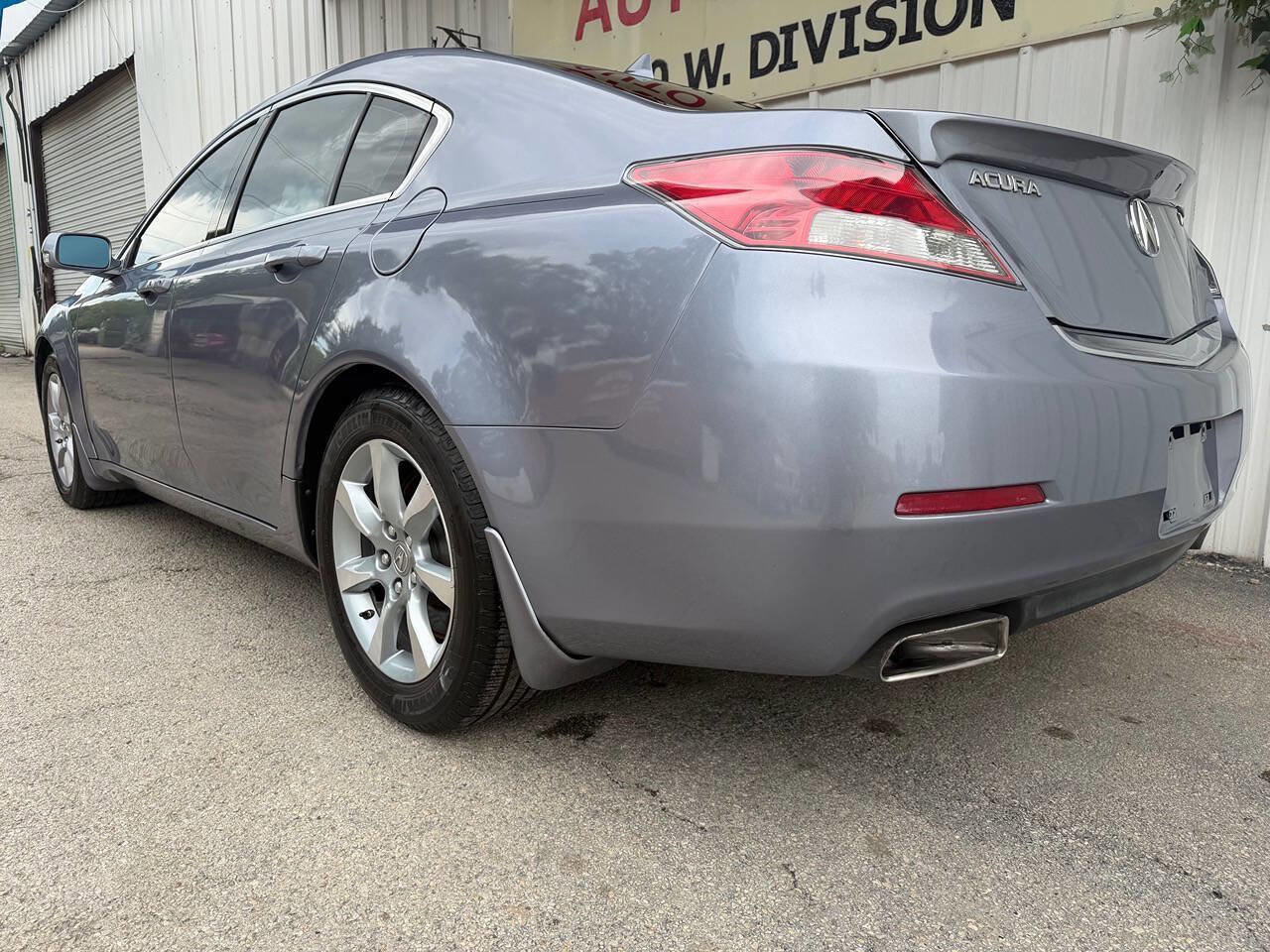 Used 2012 Acura TL w/ Technology Package FWD image 9