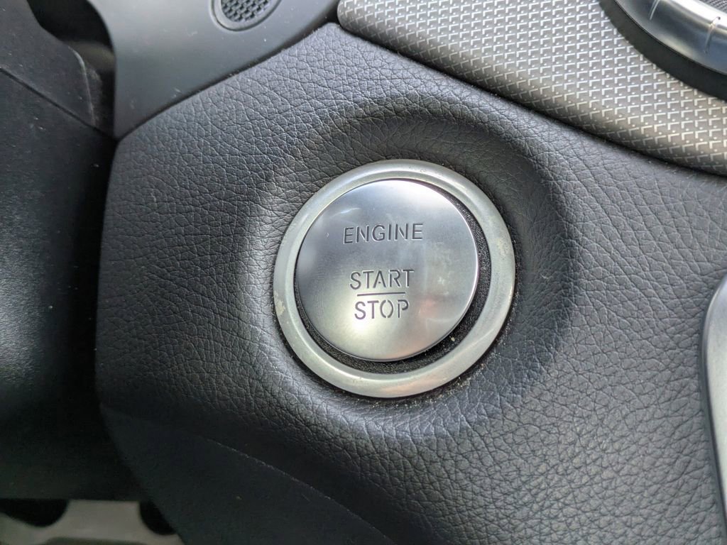 Used 2018 Mercedes-Benz CLA 250 image 30