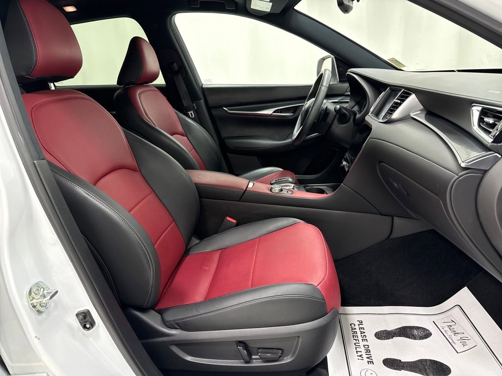 Used 2023 INFINITI QX50 Sport image 9