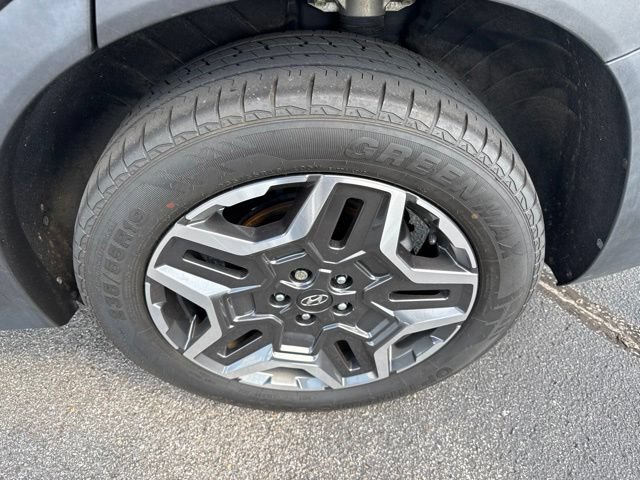 Used 2022 Hyundai Santa Fe Limited w/ Cargo Package FWD image 11