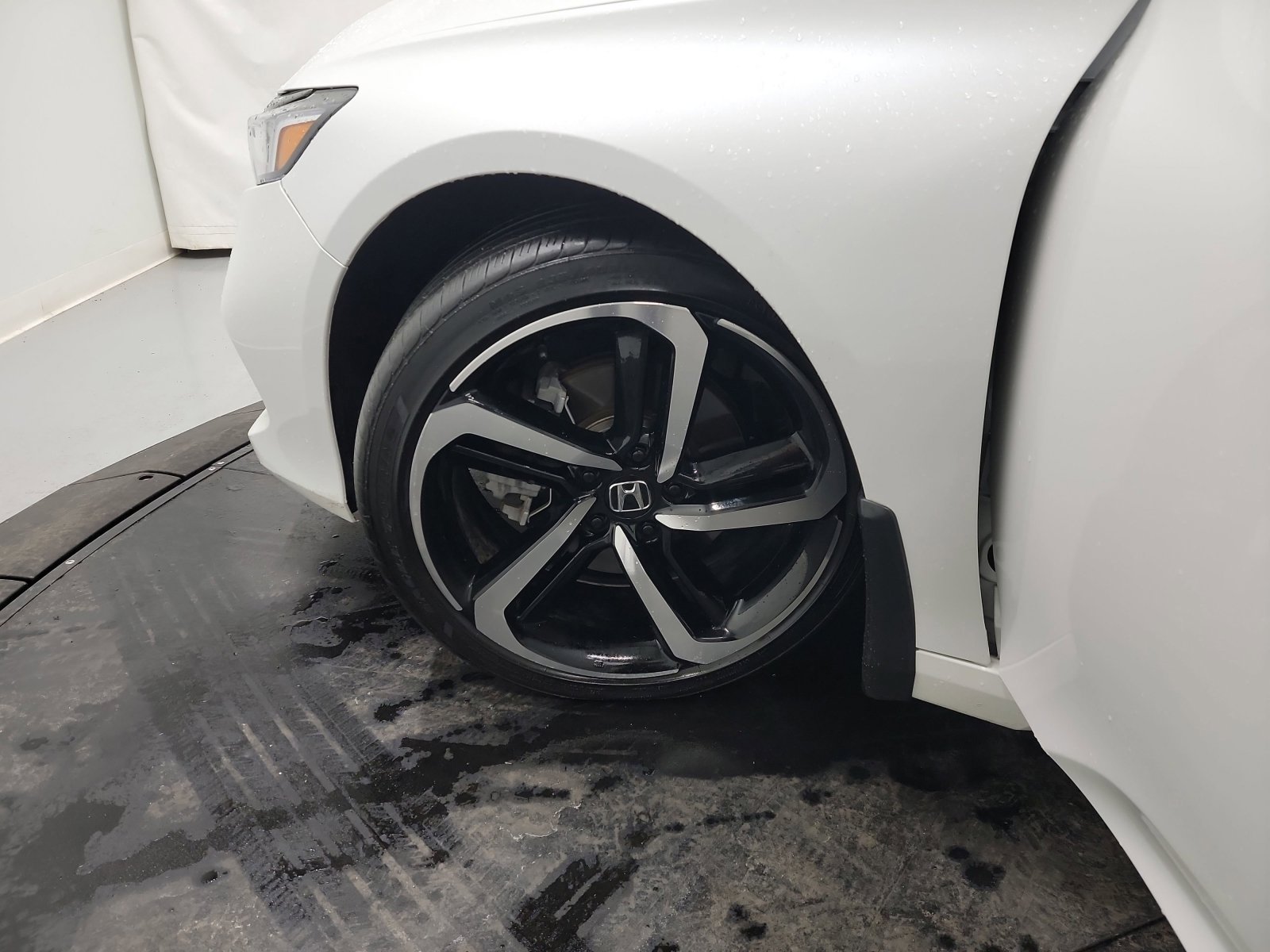 Certified 2022 Honda Accord Sport image 30