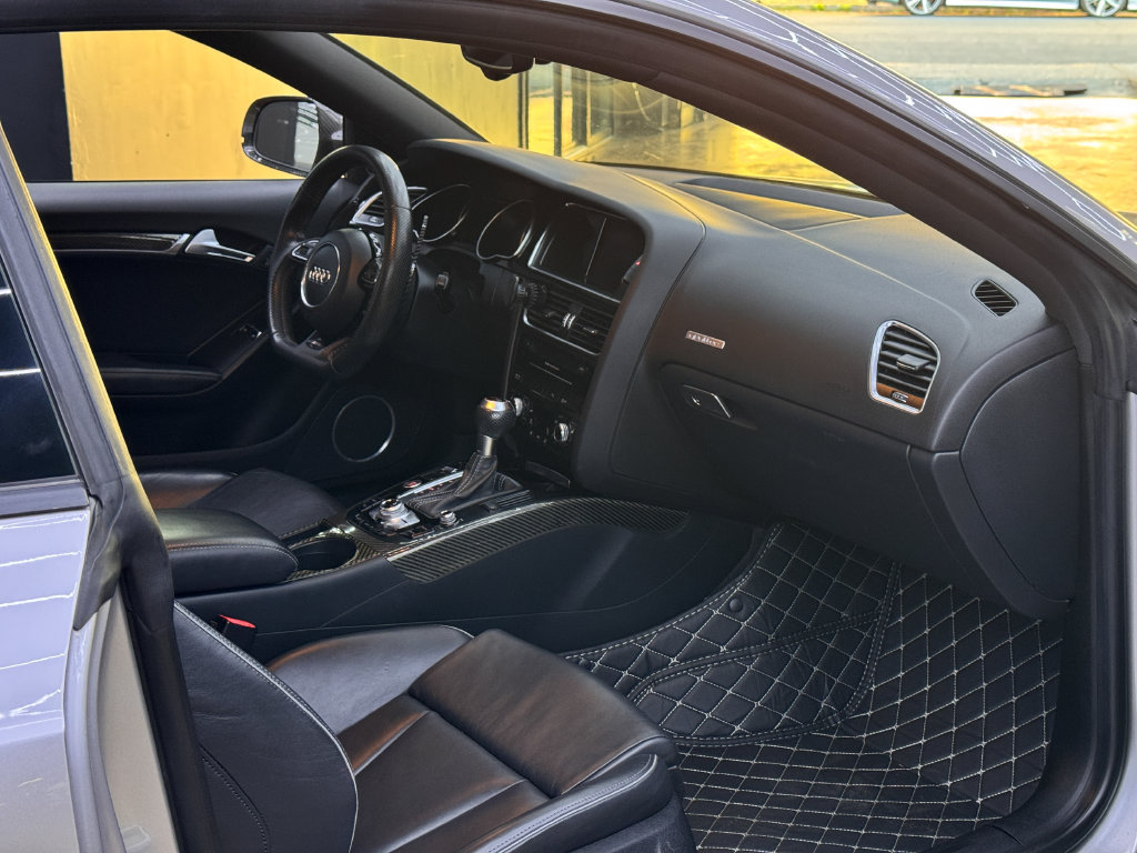 Used 2013 Audi RS 5 Coupe AWD/4WD image 25