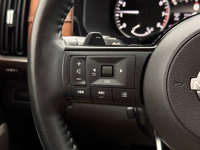 Used 2022 Nissan Pathfinder Platinum w/ Cargo Package image 34