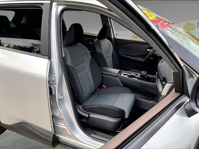 Certified 2023 Nissan Rogue SV AWD/4WD image 11