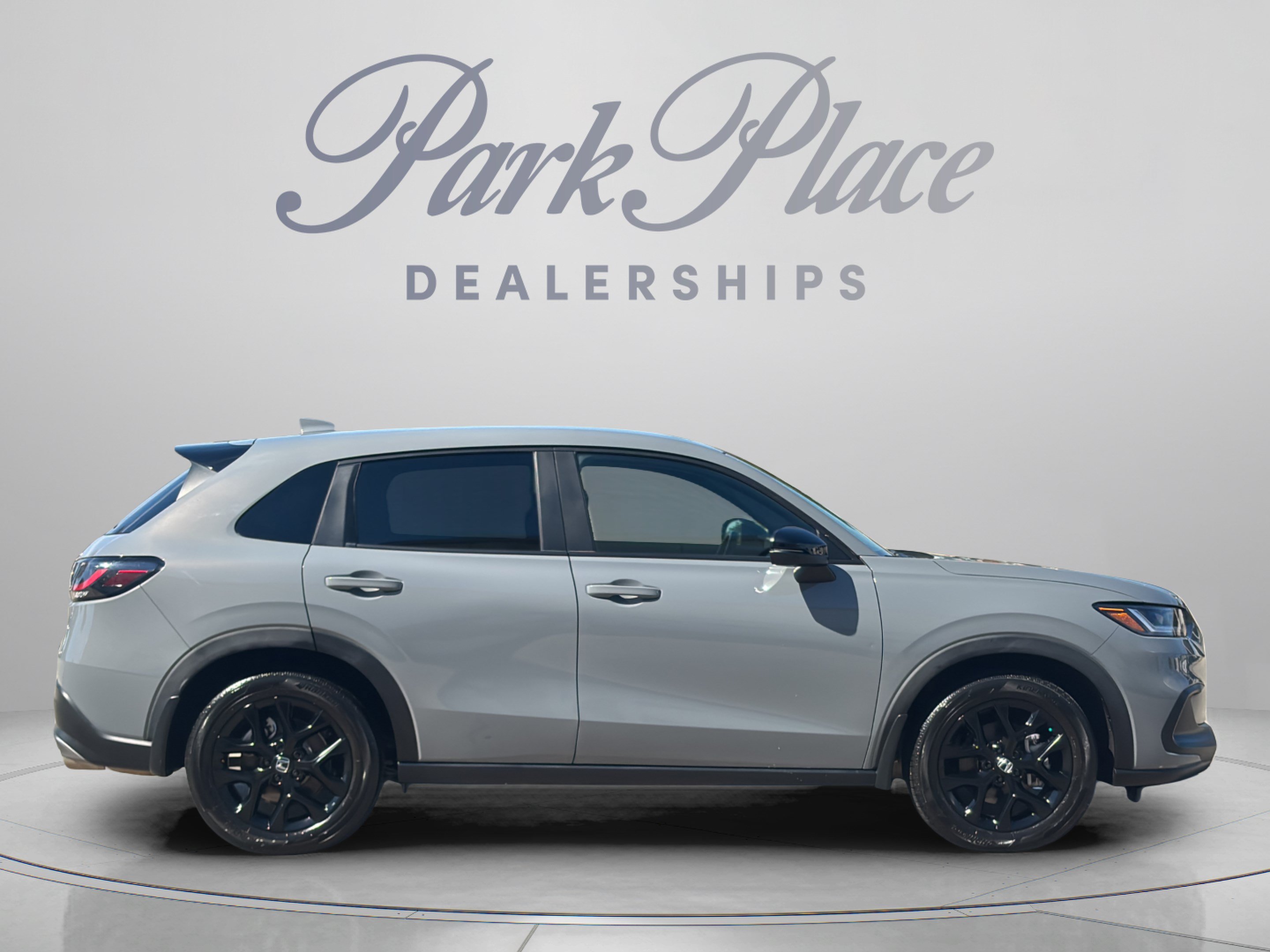 Used 2025 Honda HR-V Sport image 7