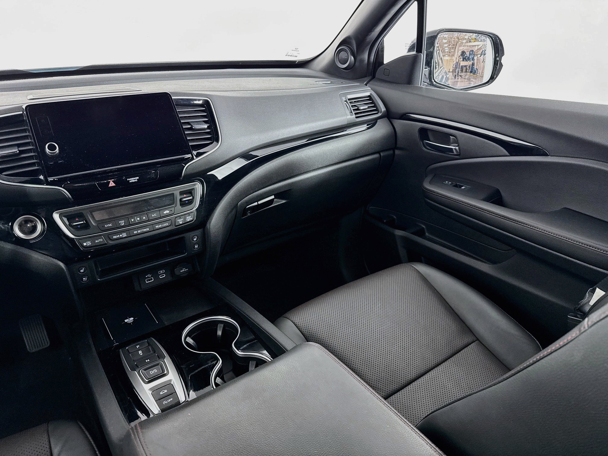 Certified 2024 Honda Ridgeline Black Edition image 24