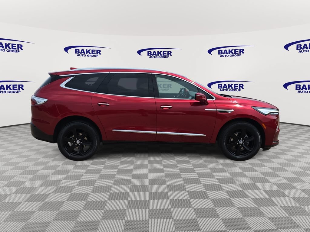 Used 2023 Buick Enclave Essence w/ Sport Touring Edition AWD/4WD image 4