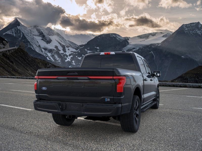 New 2025 Ford F150 Lightning Platinum AWD/4WD image 8