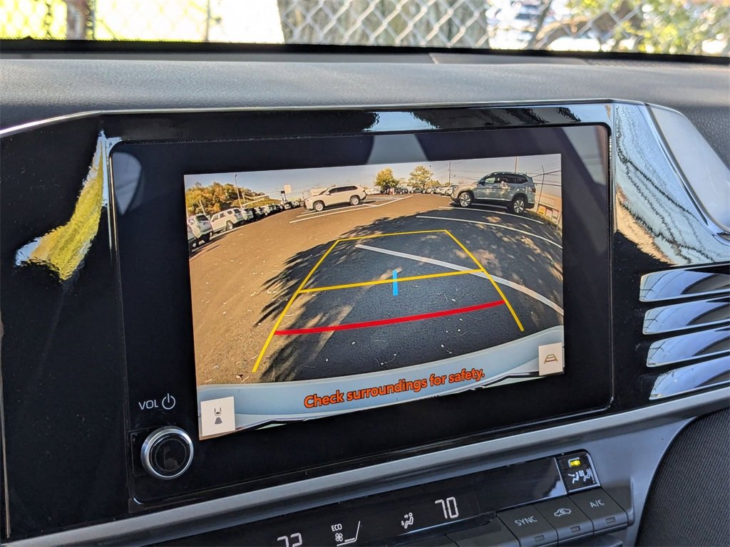 Used 2025 Toyota Camry SE image 21