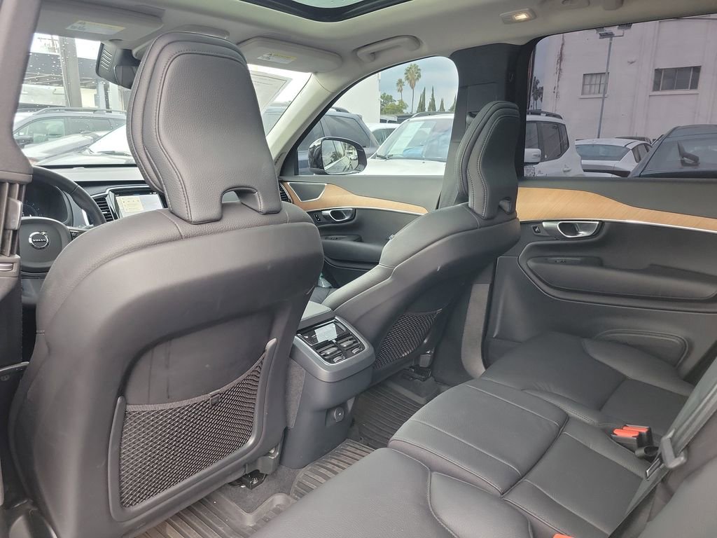 Used 2024 Volvo XC90 B5 Plus w/ Protection Package Premier image 15
