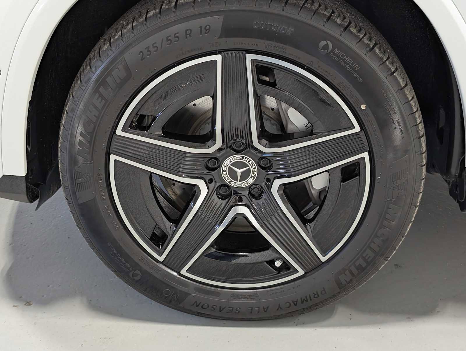New 2026 Mercedes-Benz GLC 300 4MATIC image 3