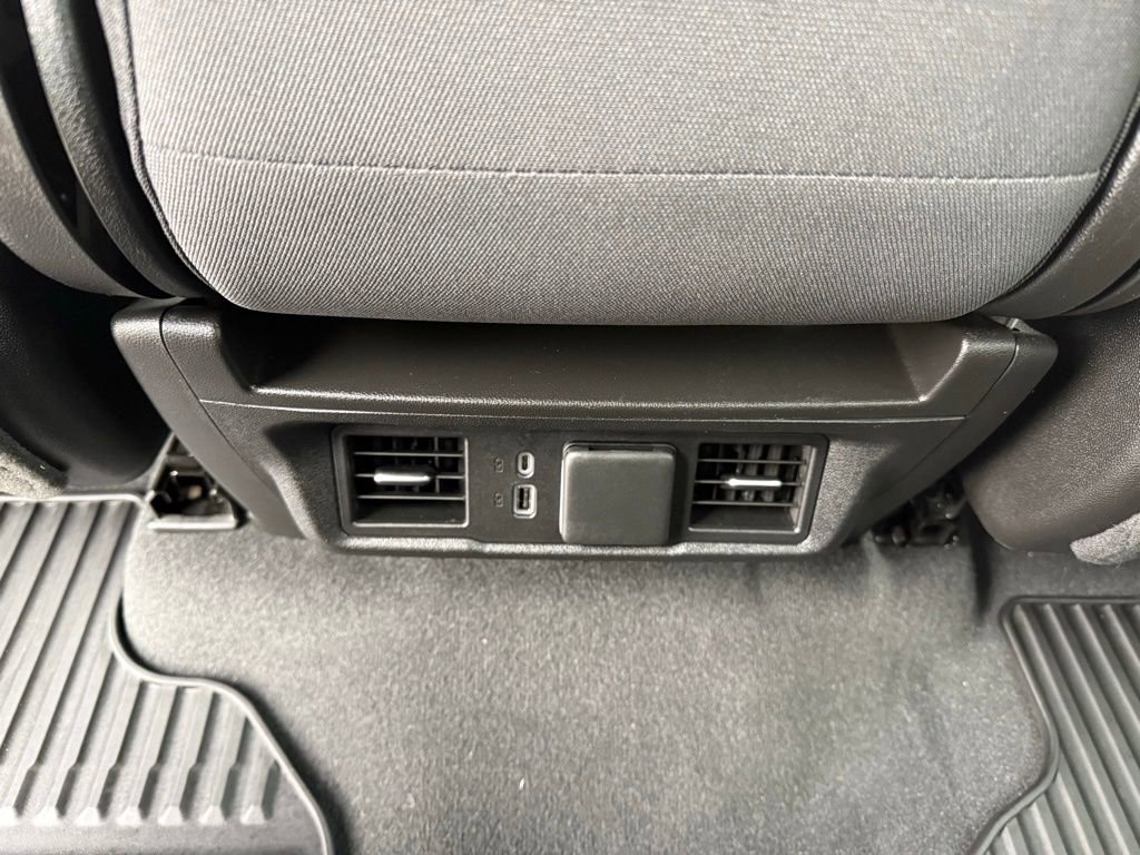 Used 2024 GMC Sierra 1500 Elevation image 22