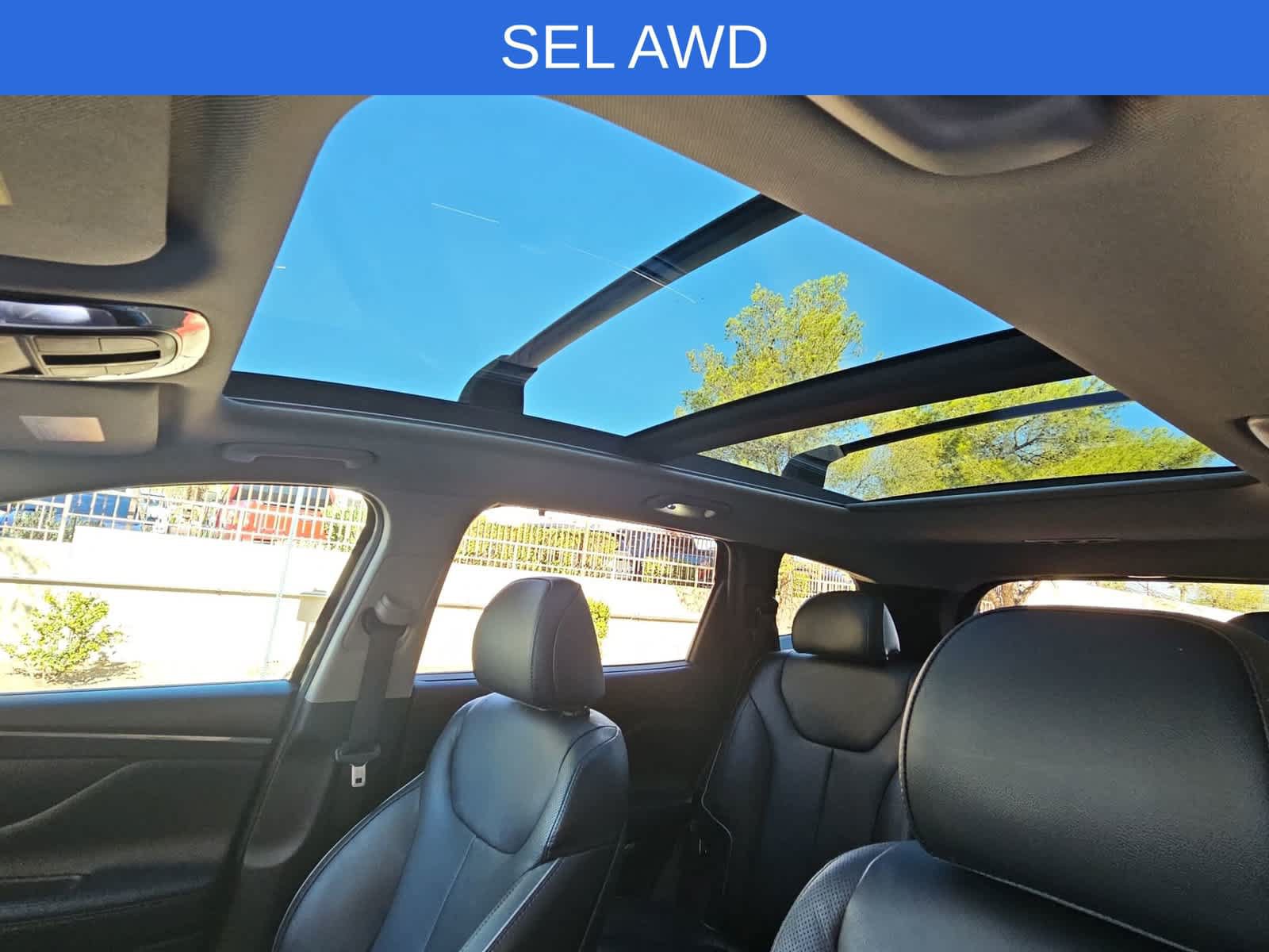 Used 2022 Hyundai Santa Fe SEL w/ Convenience + Premium Package AWD/4WD image 11