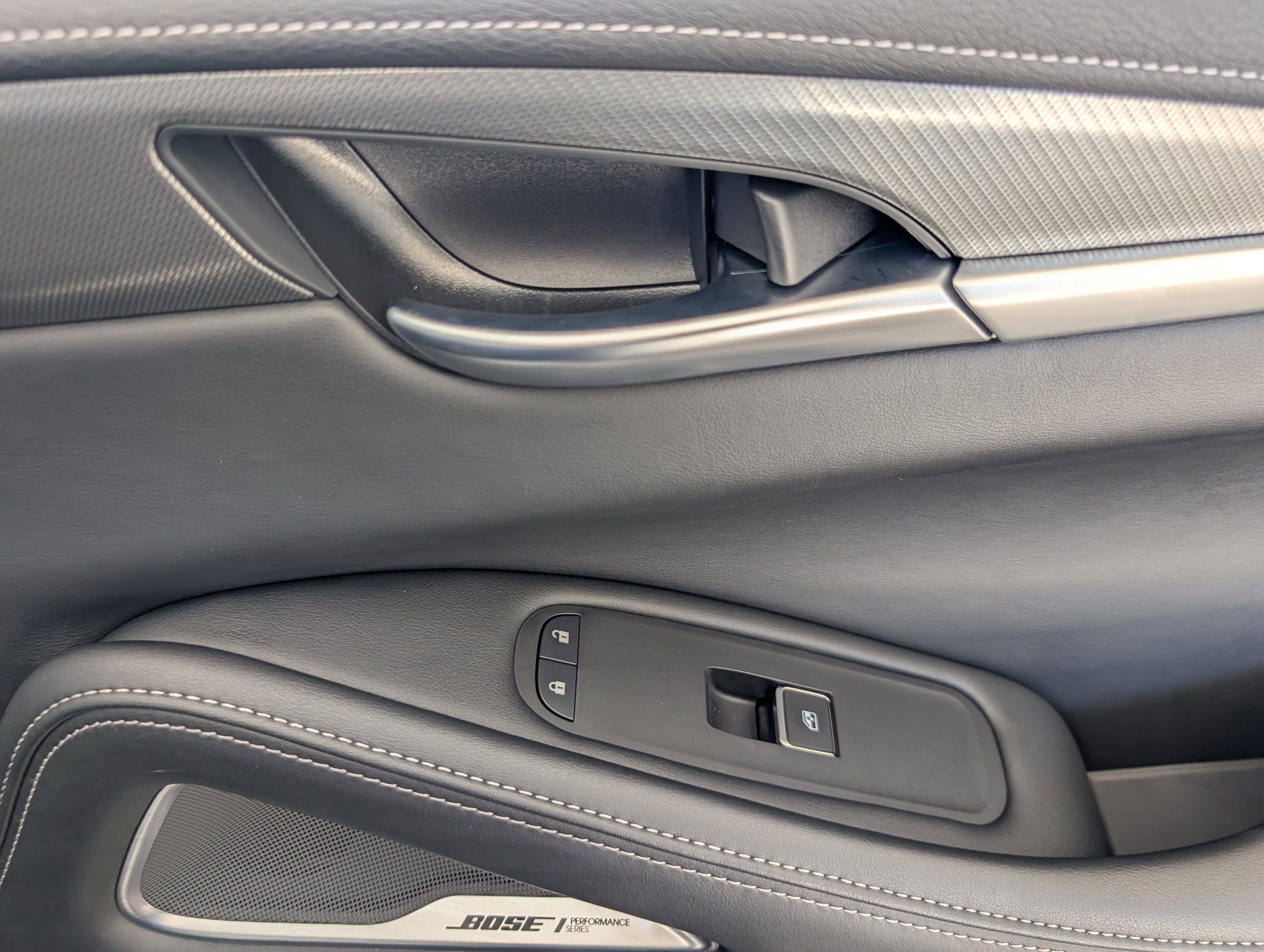 Used 2025 INFINITI QX60 Luxe FWD image 23