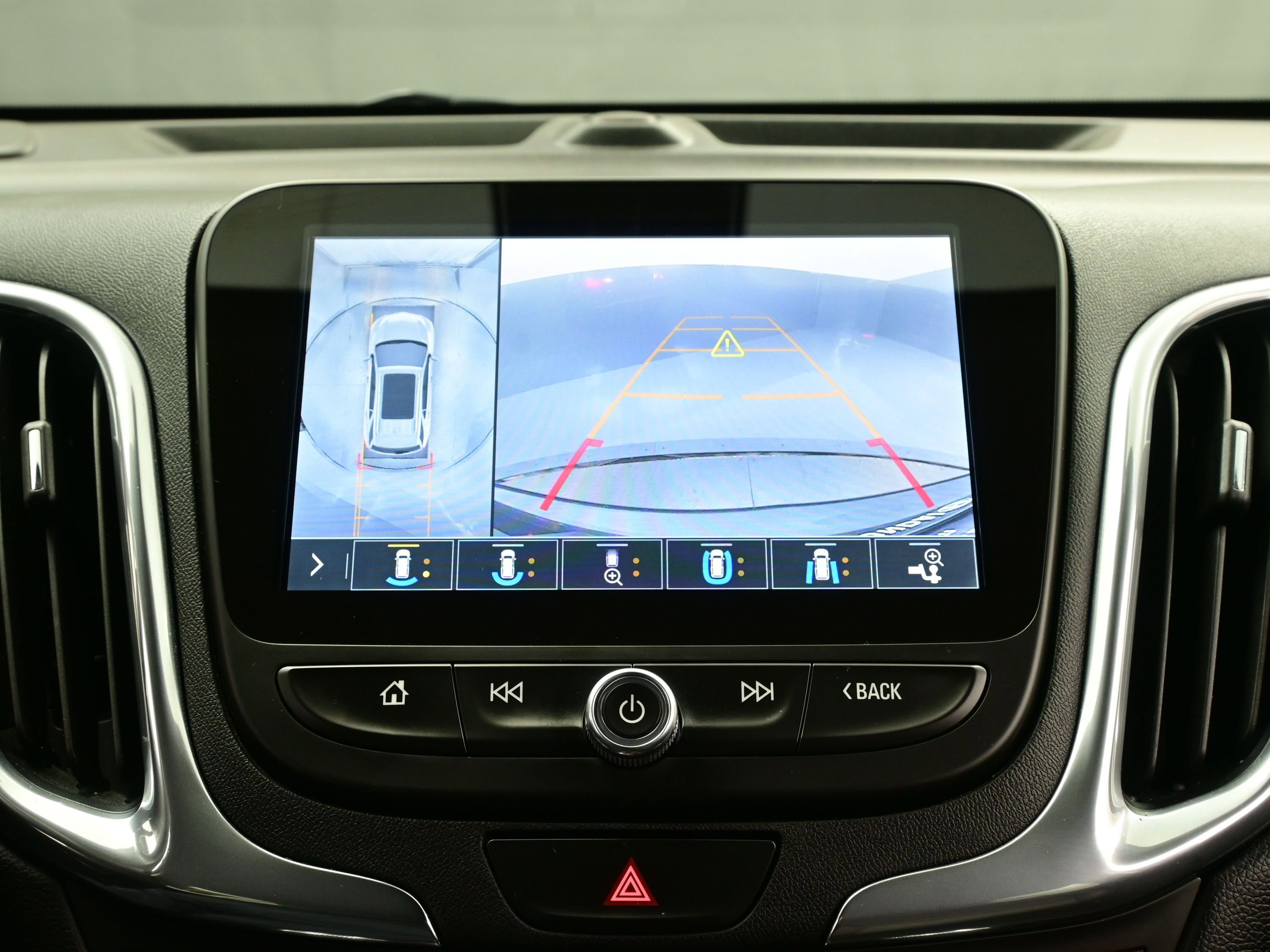 Used 2020 Chevrolet Equinox Premier image 20