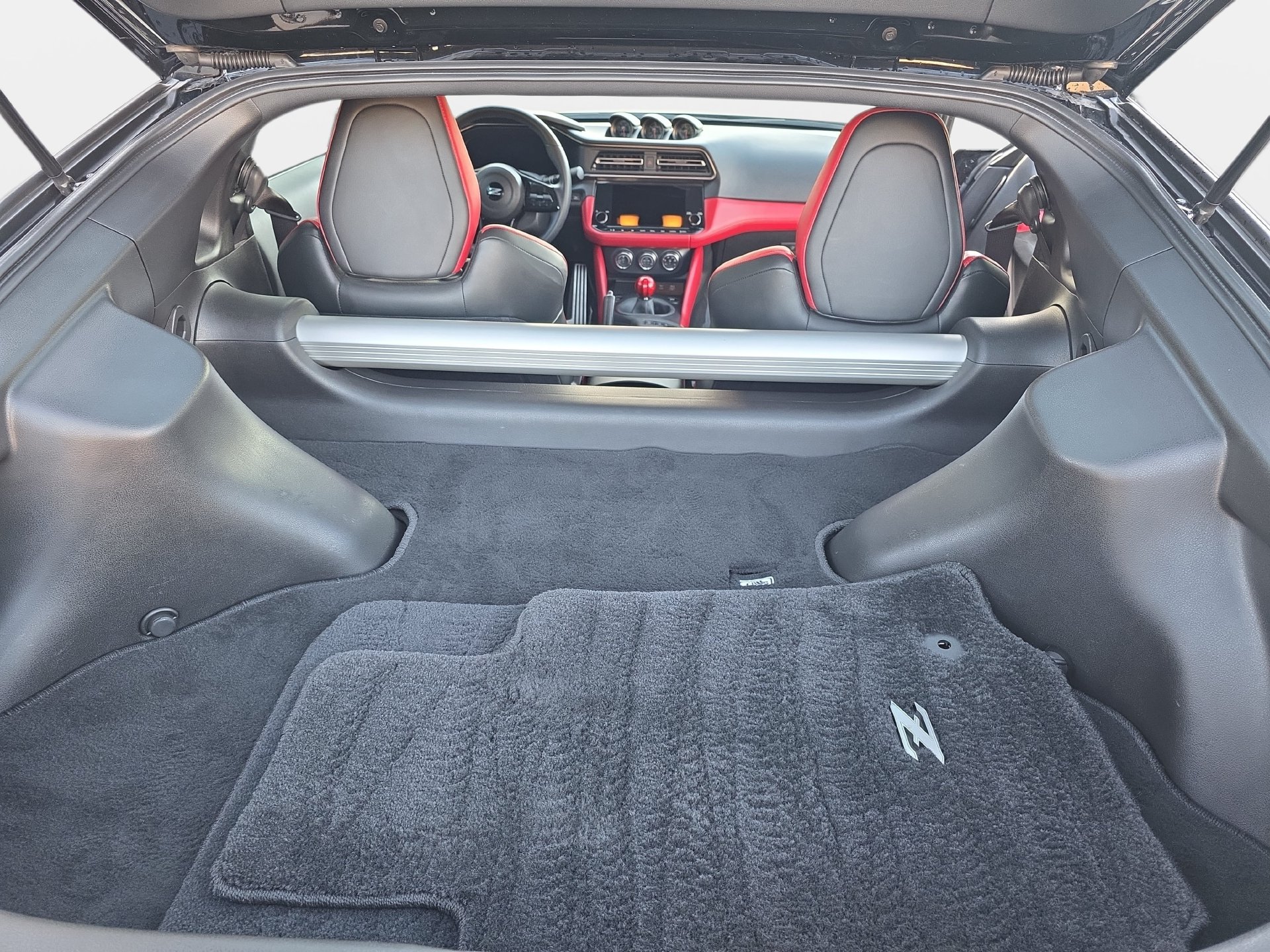 Used 2024 Nissan Z Performance w/ Floor Mat Package RWD image 11