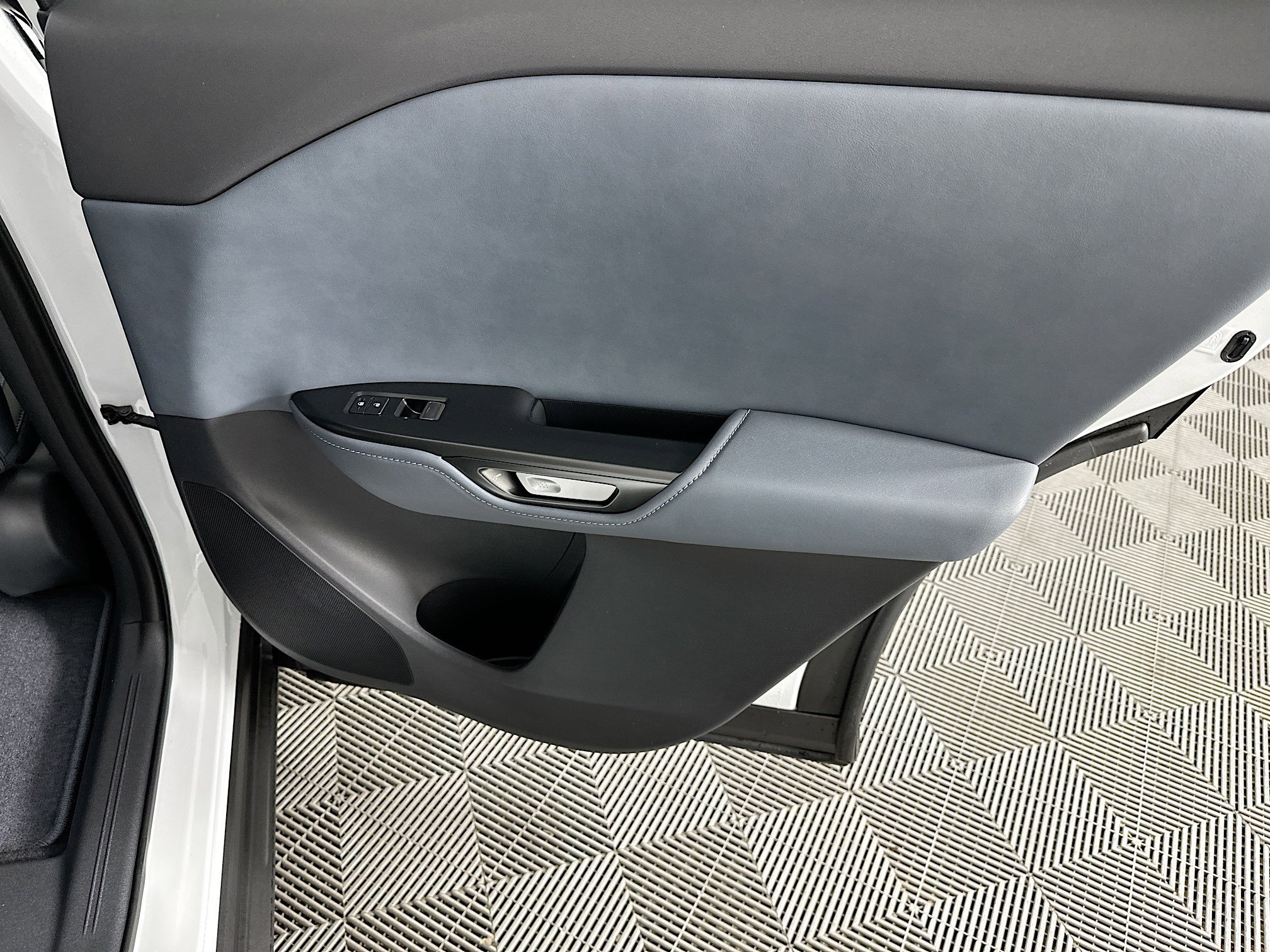 New 2026 Lexus RZ 450e AWD image 30