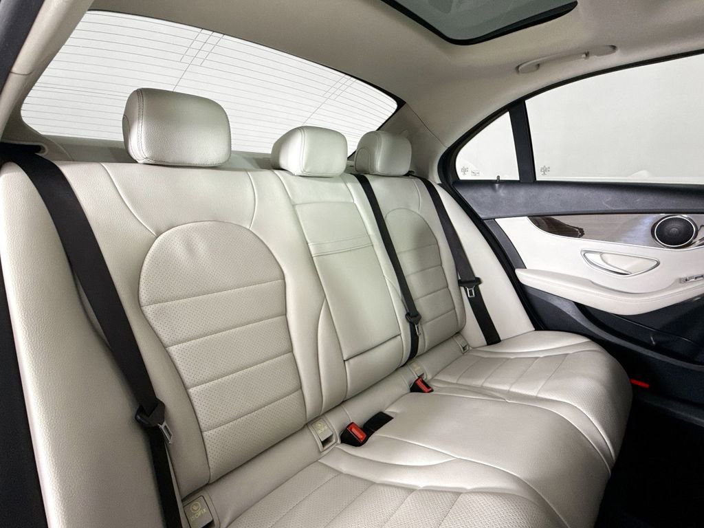 Used 2018 Mercedes-Benz C 300 Sedan image 15