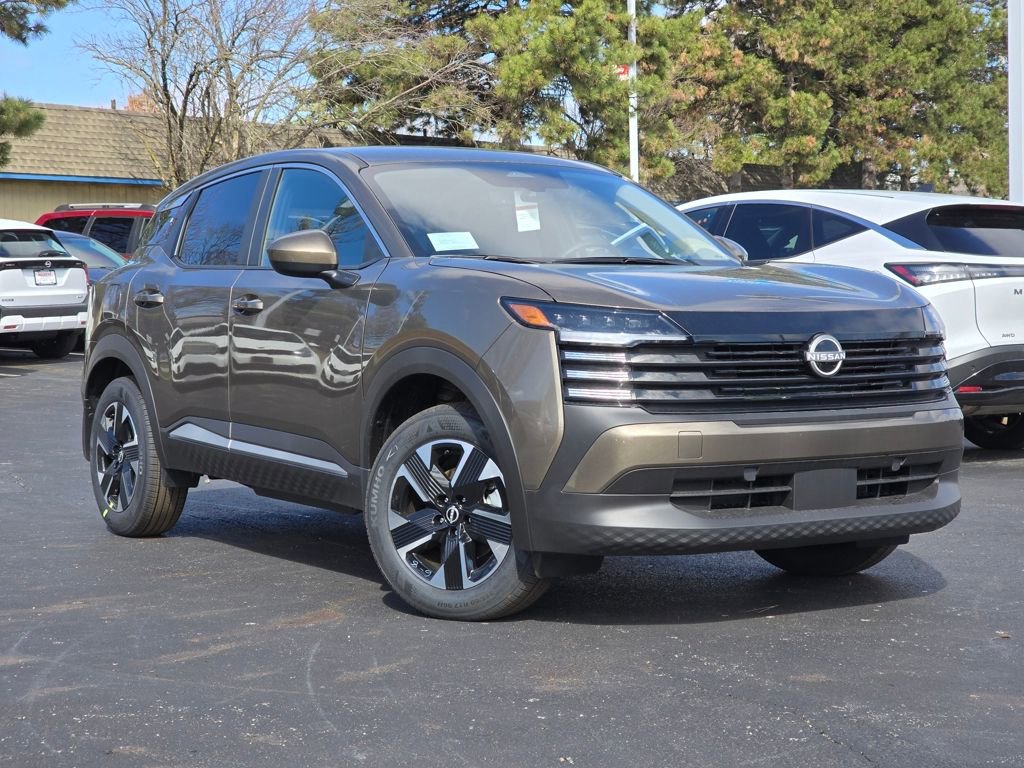 New 2025 Nissan Kicks SV w/ Illumination Package