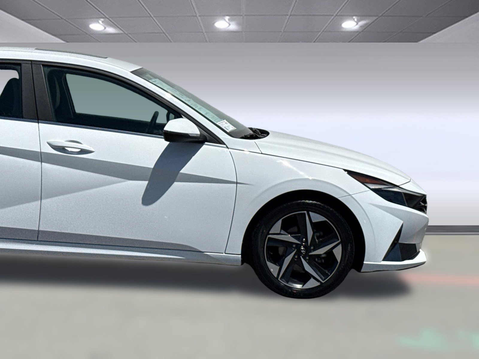 Used 2023 Hyundai Elantra Limited w/ Cargo Package FWD image 34