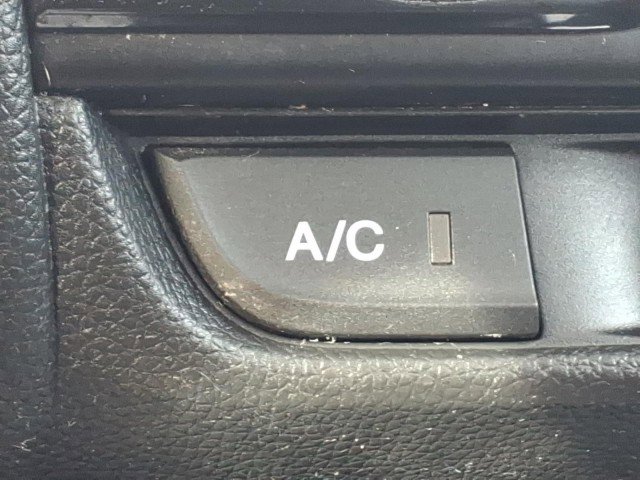 Used 2015 Honda Fit EX-L image 22