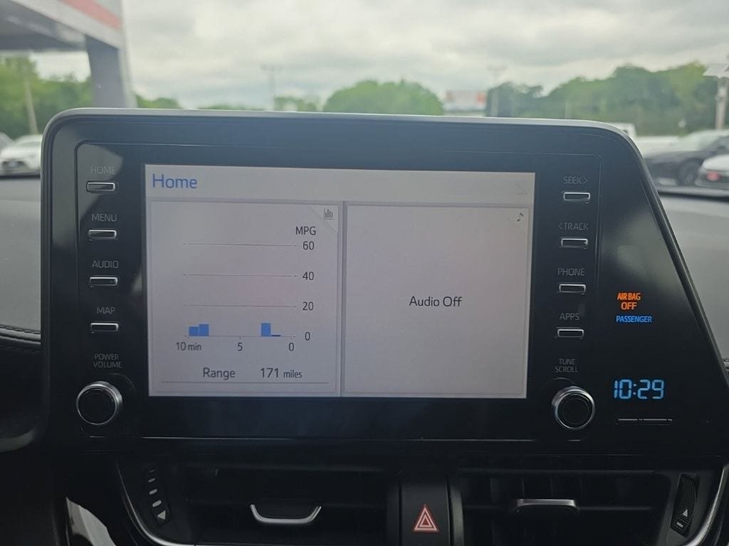 Used 2019 Toyota C-HR LE FWD image 22