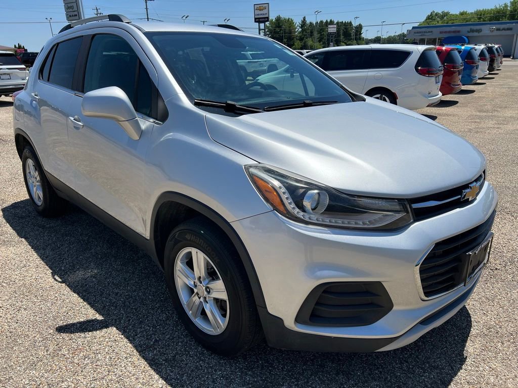 Used 2017 Chevrolet Trax LT AWD/4WD image 5