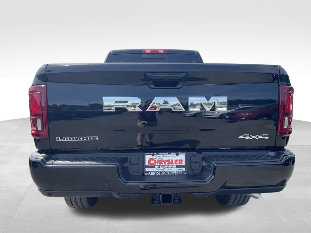 New 2026 RAM 2500 Laramie AWD/4WD image 13