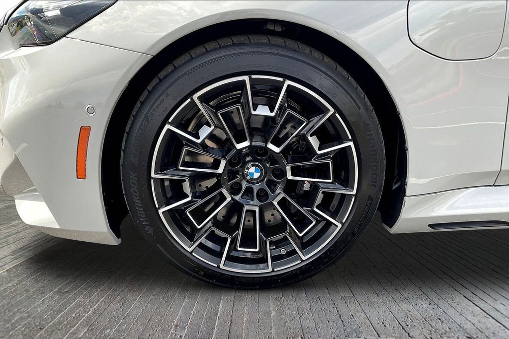 Used 2025 BMW M5 Touring AWD/4WD image 32