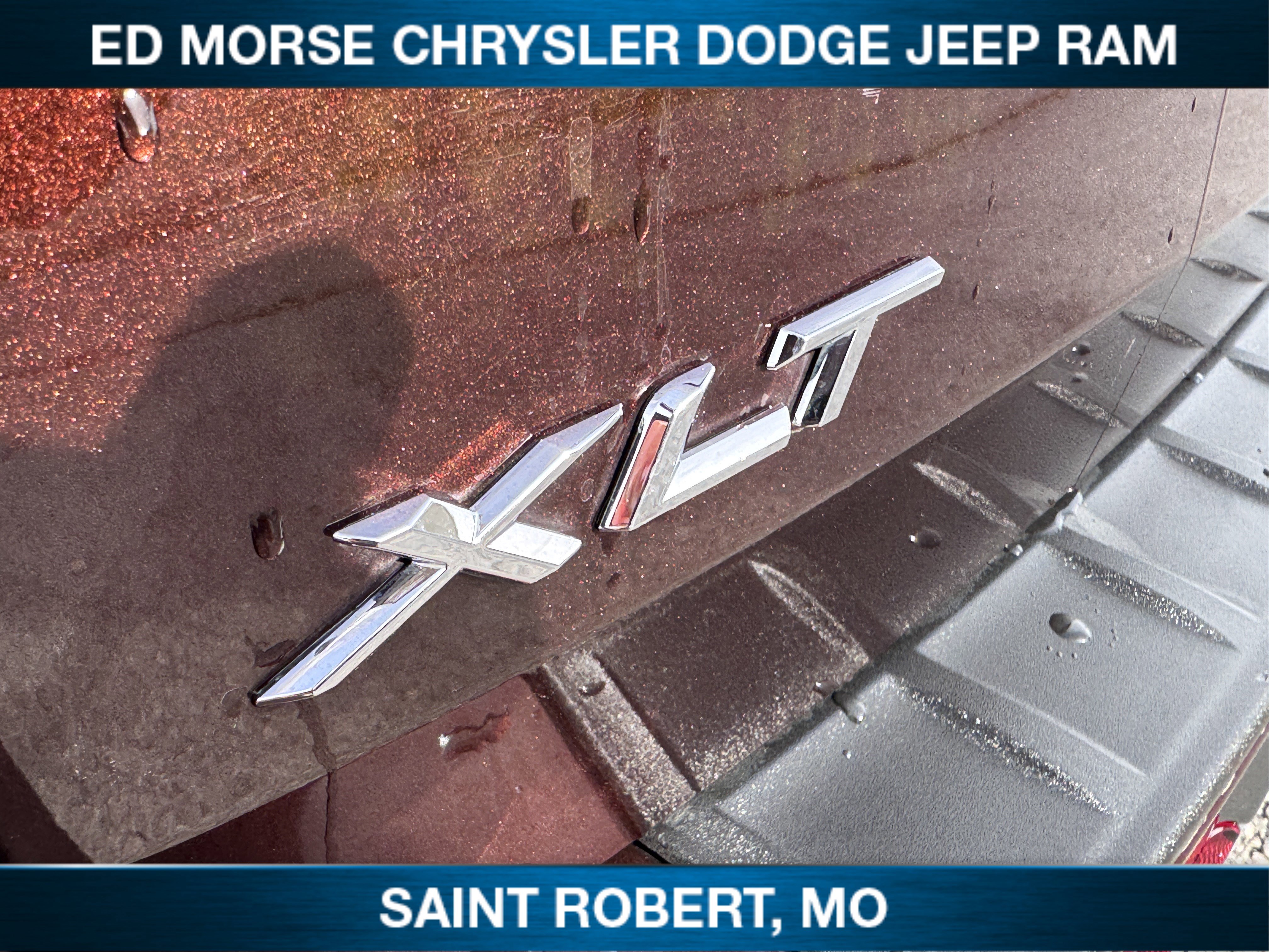 Used 2020 Ford Explorer XLT w/ Equipment Group 202A image 11