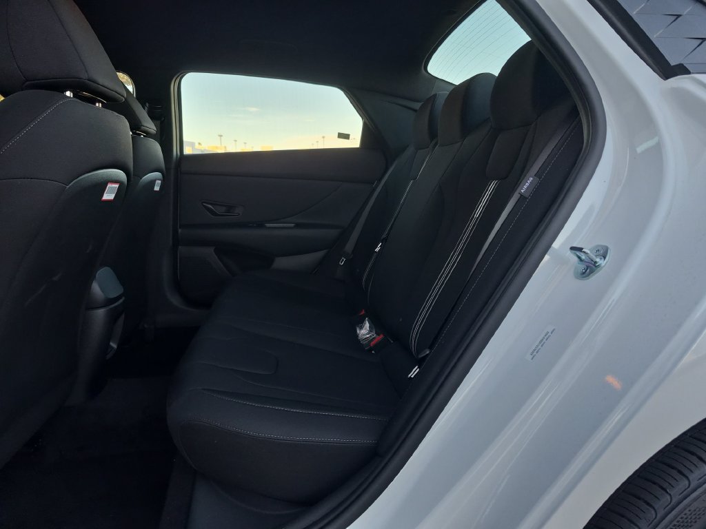 New 2026 Hyundai Elantra Sport FWD image 11