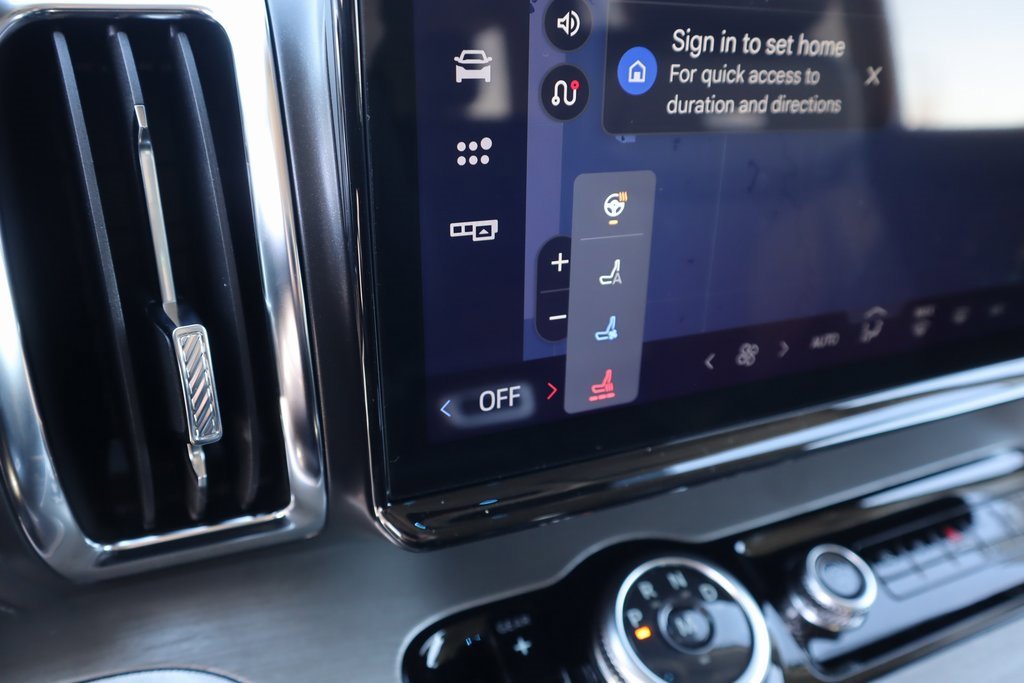 New 2025 Ford Expedition Platinum w/ Driver's Package image 8