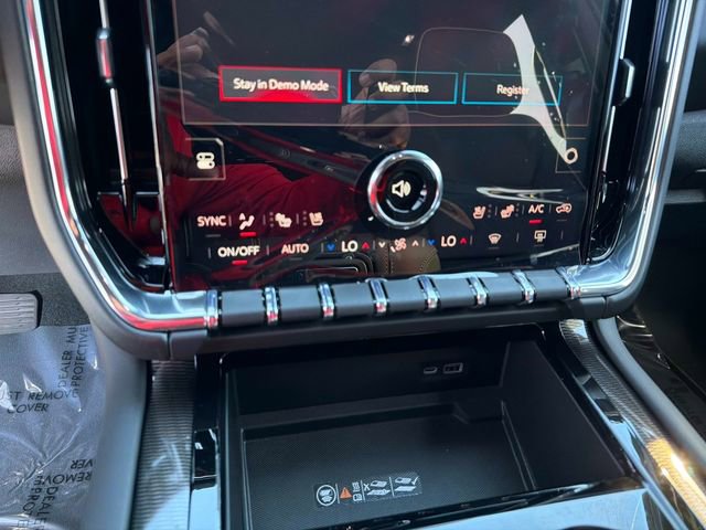 New 2026 GMC Yukon Elevation w/ Elevation Premium Package image 25