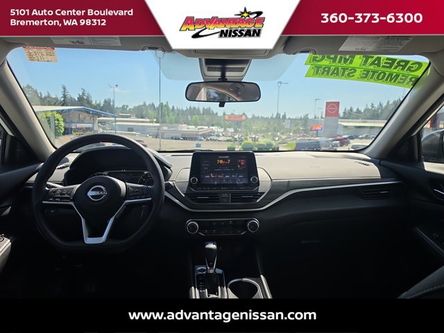 Used 2024 Nissan Altima 2.5 SV FWD image 20