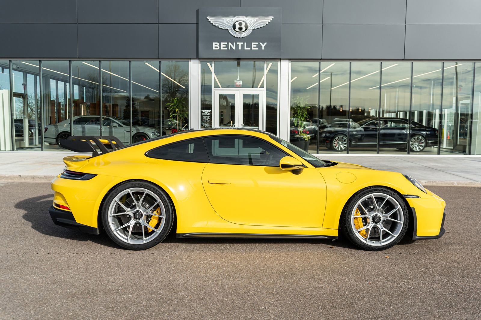 Used 2022 Porsche 911 GT3 RWD image 15