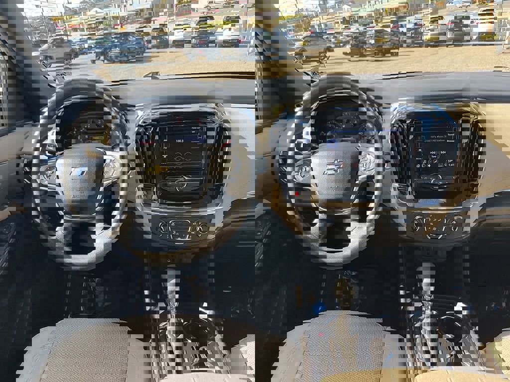 Used 2023 Chevrolet Traverse LS w/ Safety Package image 20