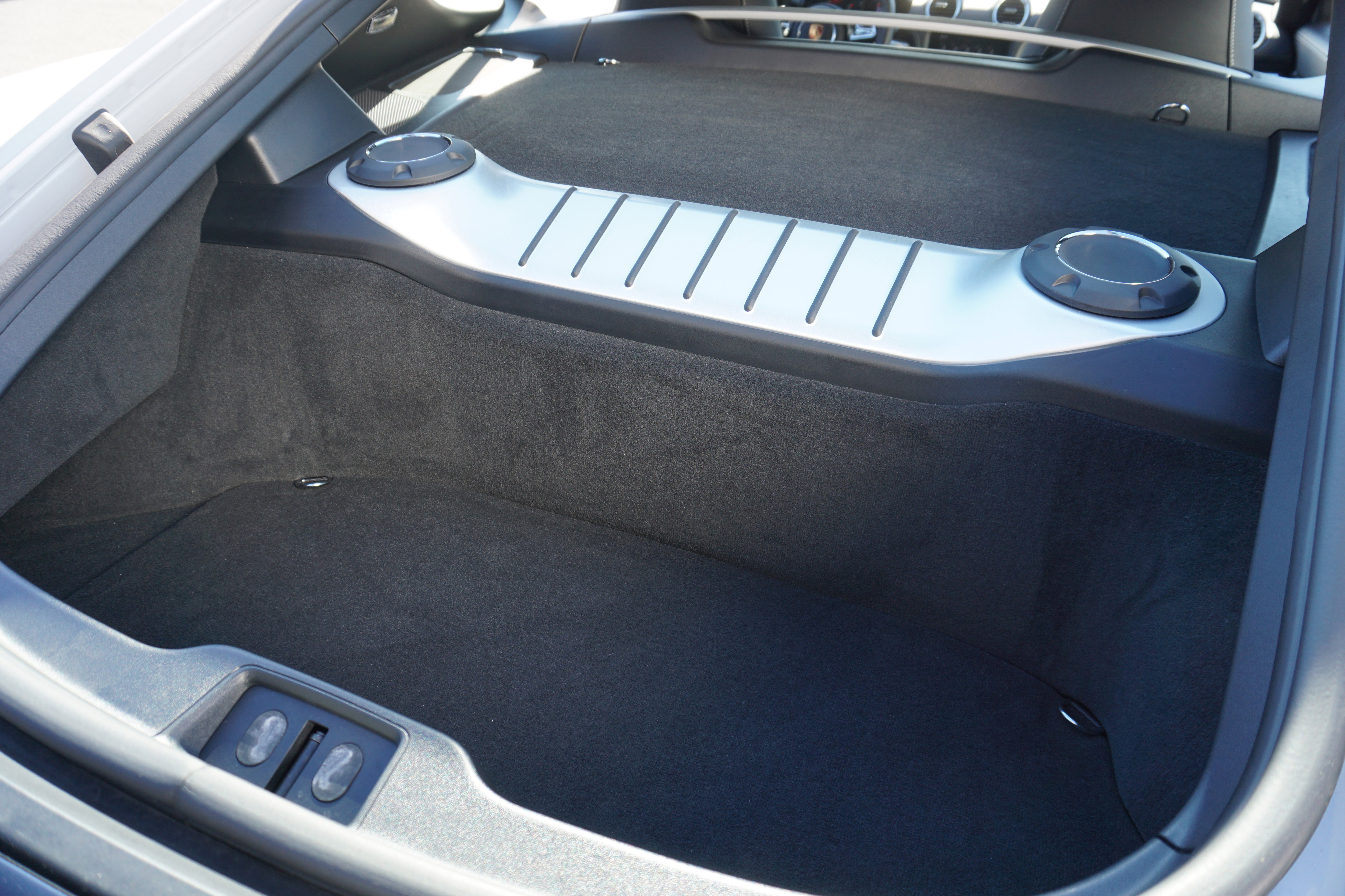 Certified 2024 Porsche 718 Cayman RWD image 21