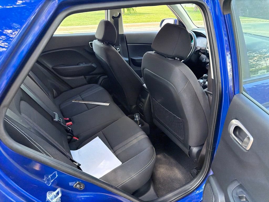 Used 2024 Hyundai Venue SEL FWD image 10